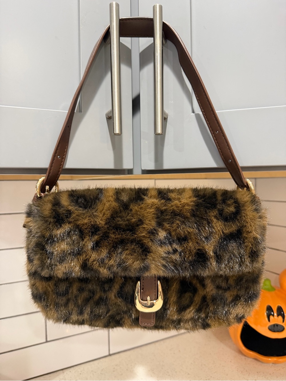 Urban Expressions Leopard Faux Fur Shoulder Bag - Brown
